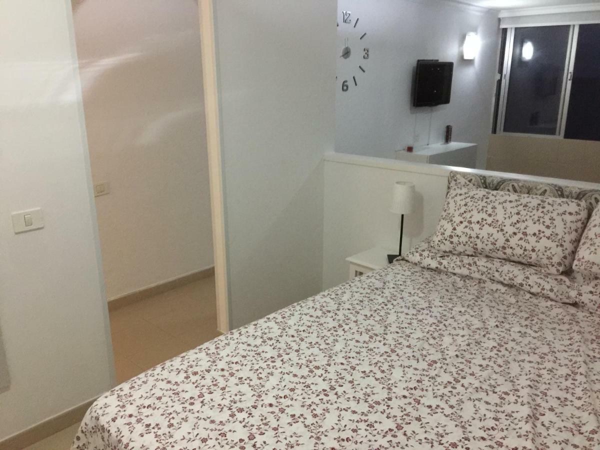 Ocean Breeze San Agustin Apartment Екстериор снимка